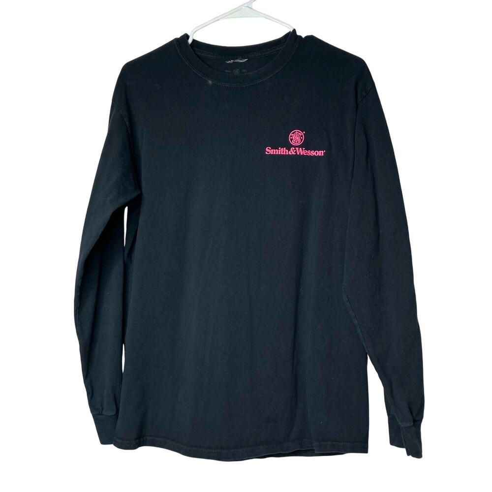 Smith & Wesson T Shirt Black Hot Pink Womens SZ M Respect Graphic T Long Sleeves